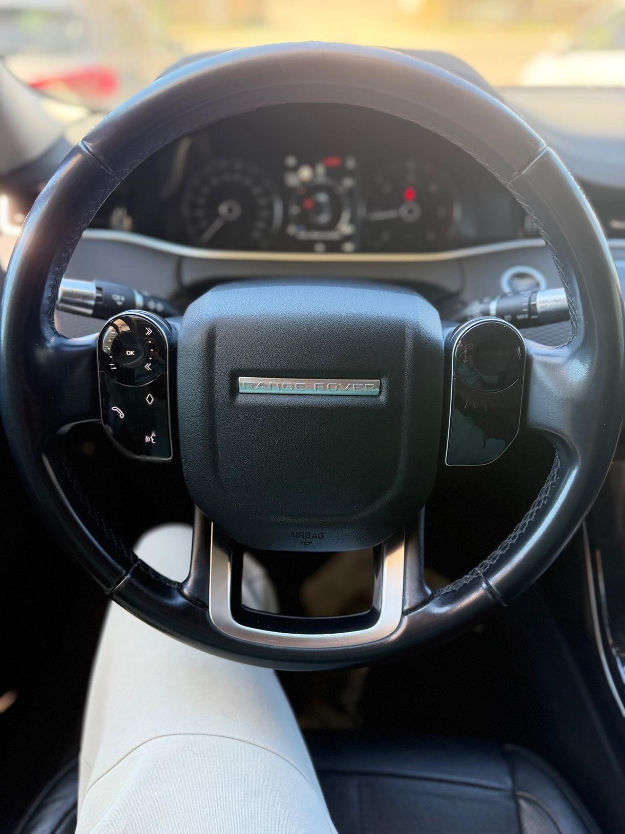 Land Rover Range Evoque 2.0D I4-L.Flw 150 CV AWD Auto R-Dynamic