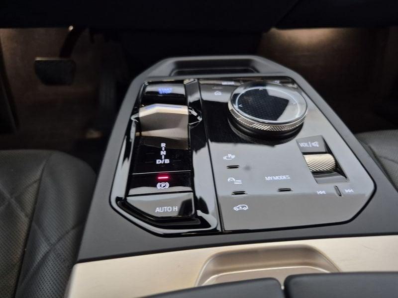 BMW iX i20 2021 xdrive50 Edition Signature