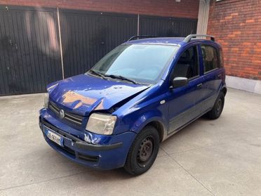 FIAT Panda 1.2 Dynamic carrozzeria bicciata anteriormente