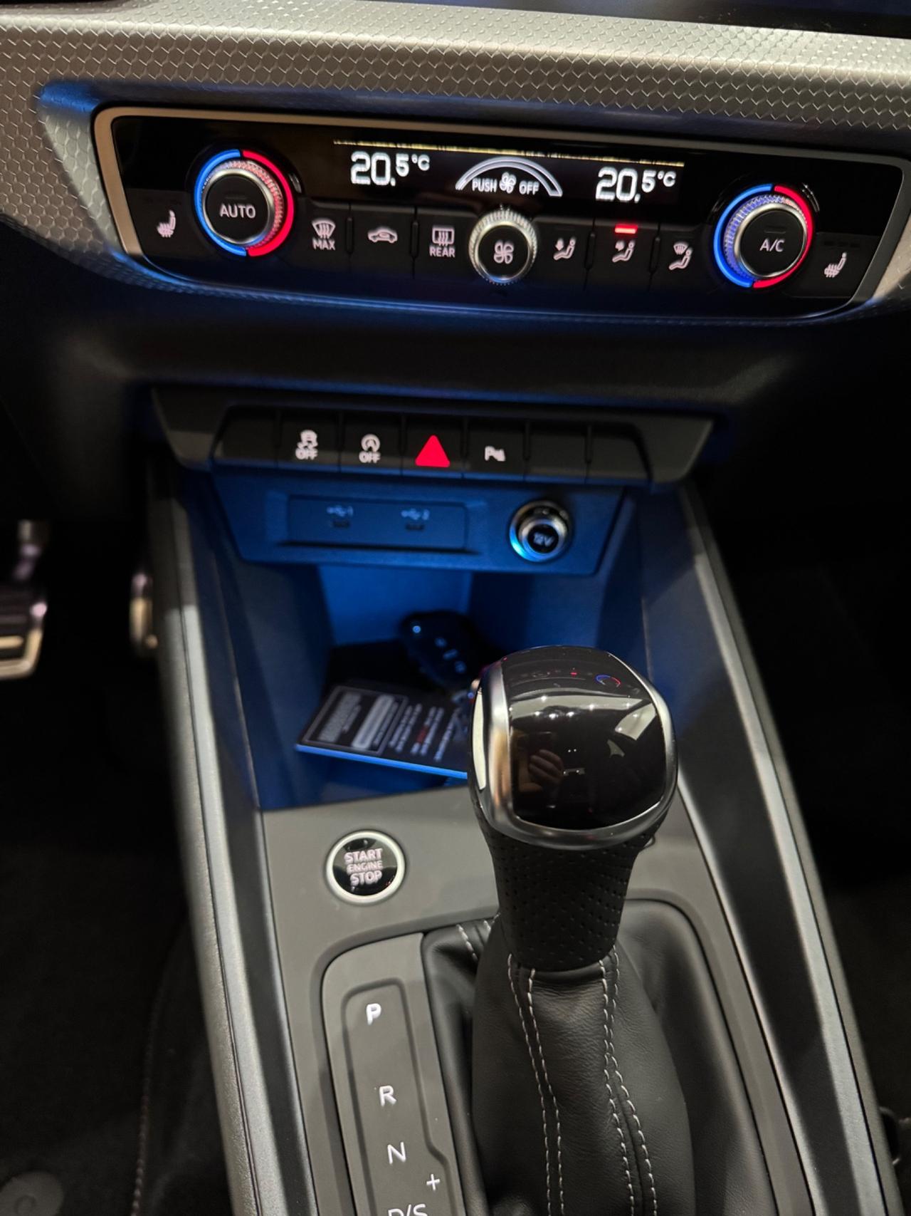 Audi A1 allstreet 30 TFSI Identity Contrast