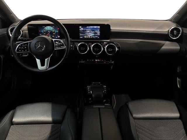 MERCEDES-BENZ A 180 d Automatic Business