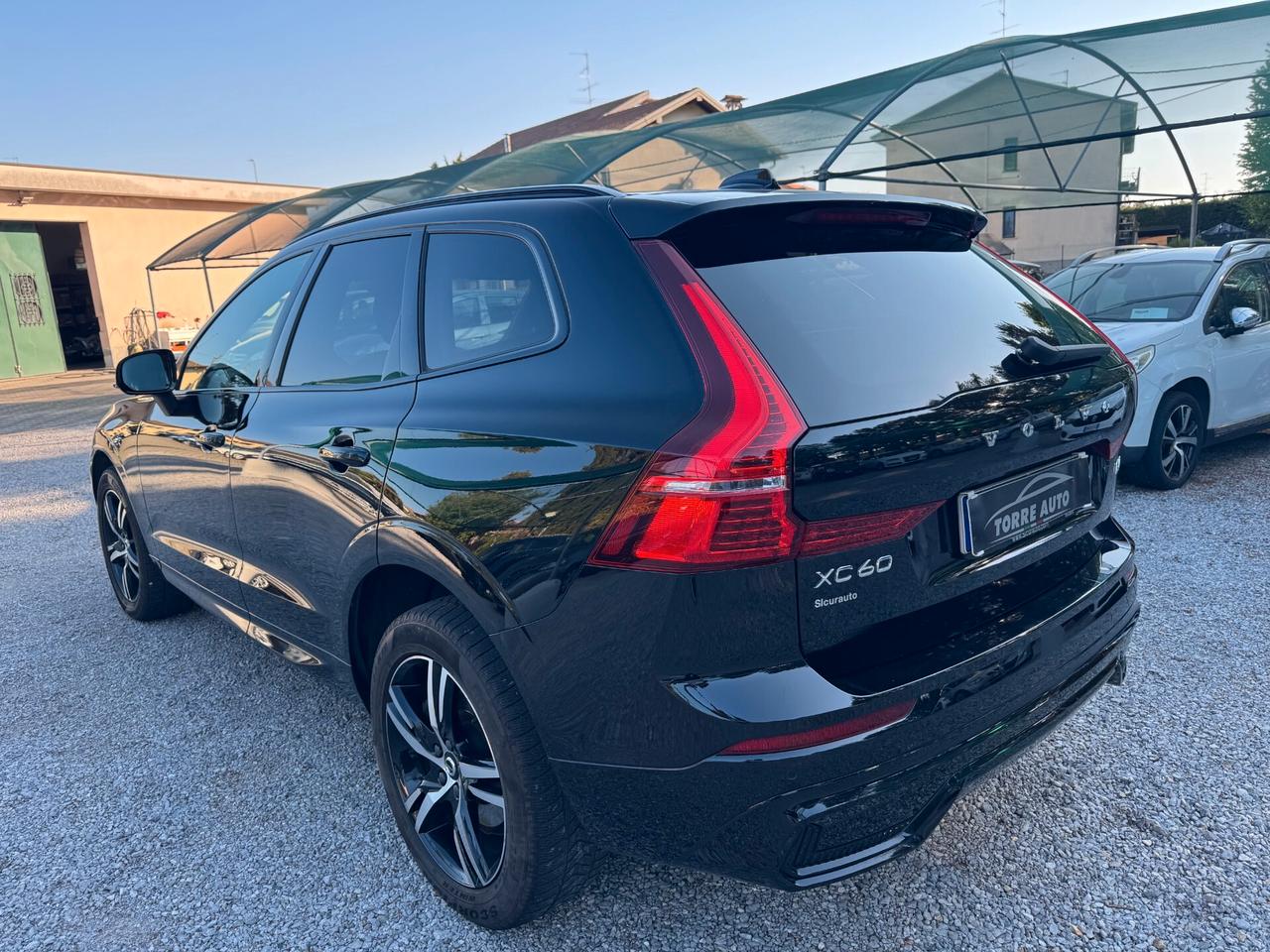 Volvo XC 60 XC60 B5 (d) AWD Geartronic Momentum Pro