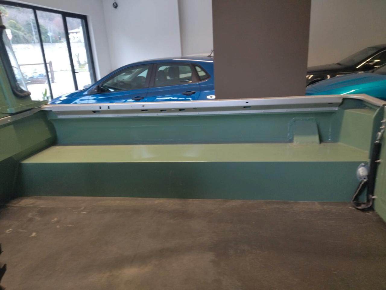 Land Rover Defender PICK-UP COMPLETAMENTE RESTAURATO