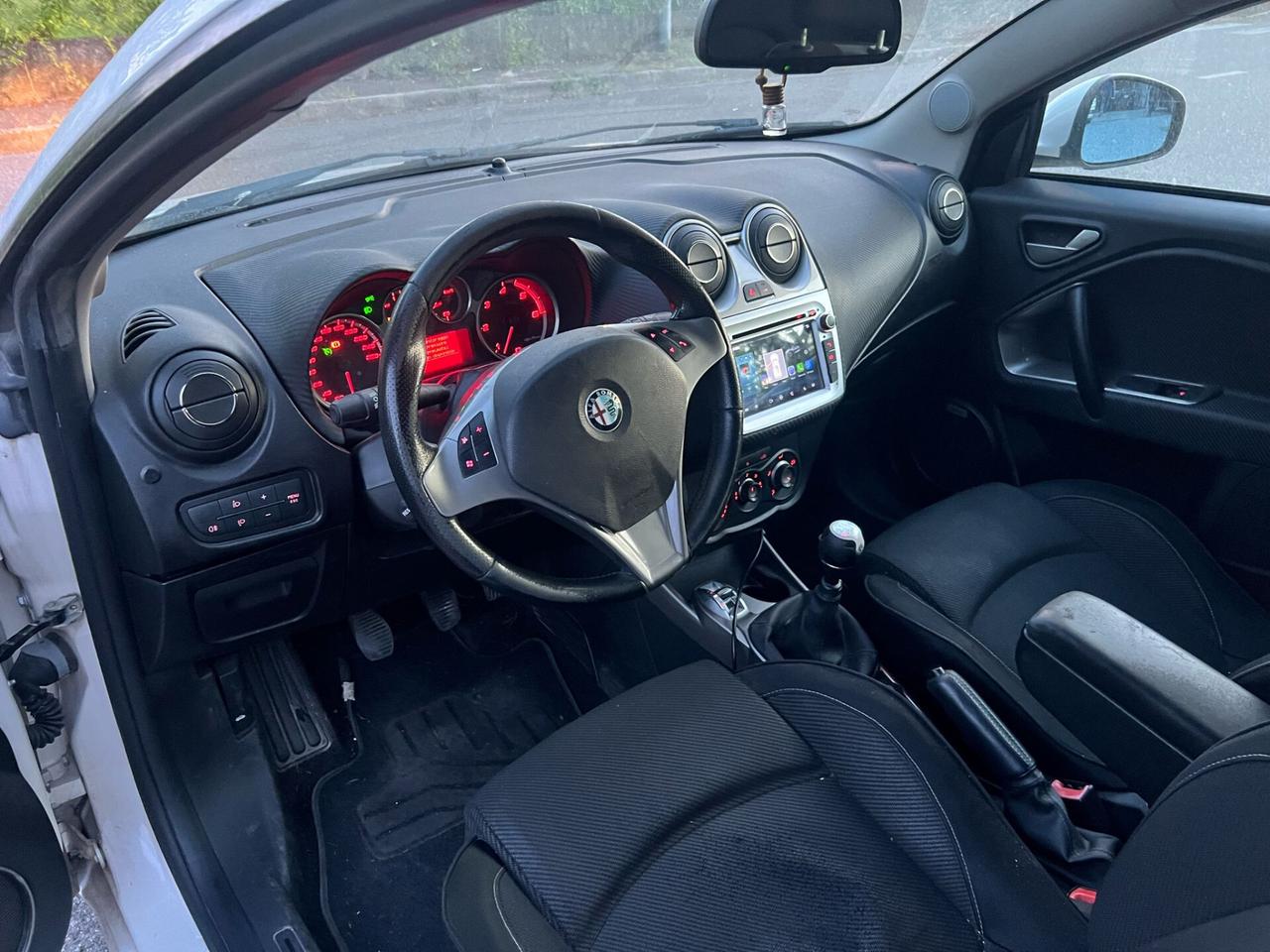 Alfa Romeo MiTo 1.6 JTDm-2 S&S Distinctive Sport Pack