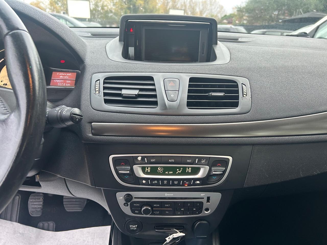 Renault Megane 1.5 DCI SPORTOUR NAVI FULL