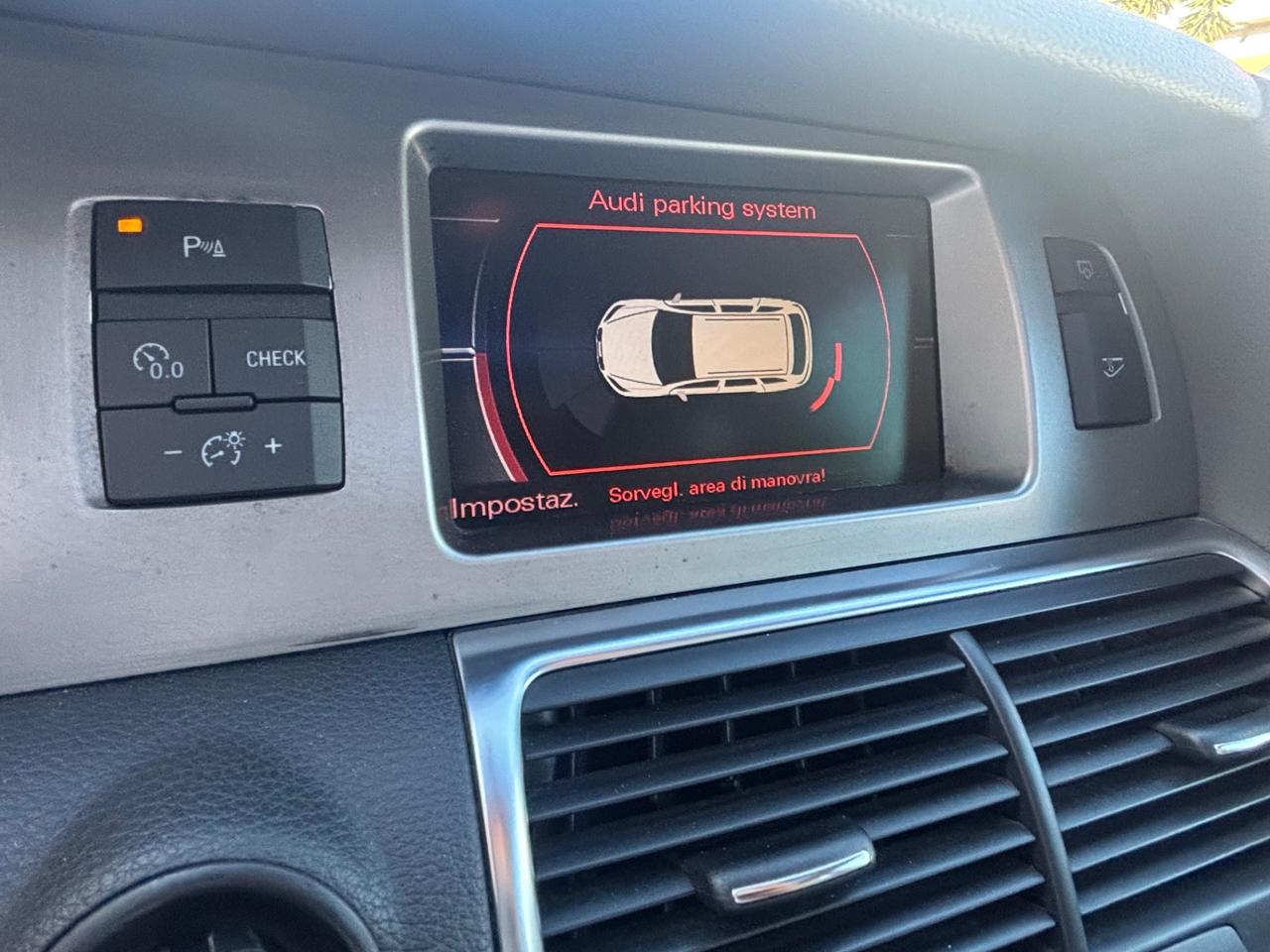 Audi Q7 3.0 V6 TDI 233CV quattro tiptronic