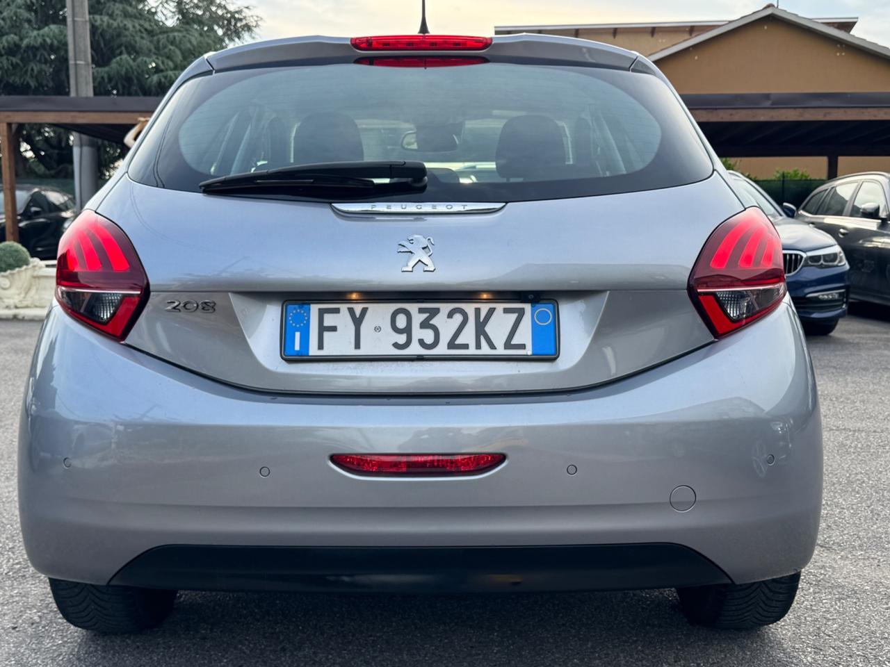 Peugeot 208 PureTech 82 5 porte Allure