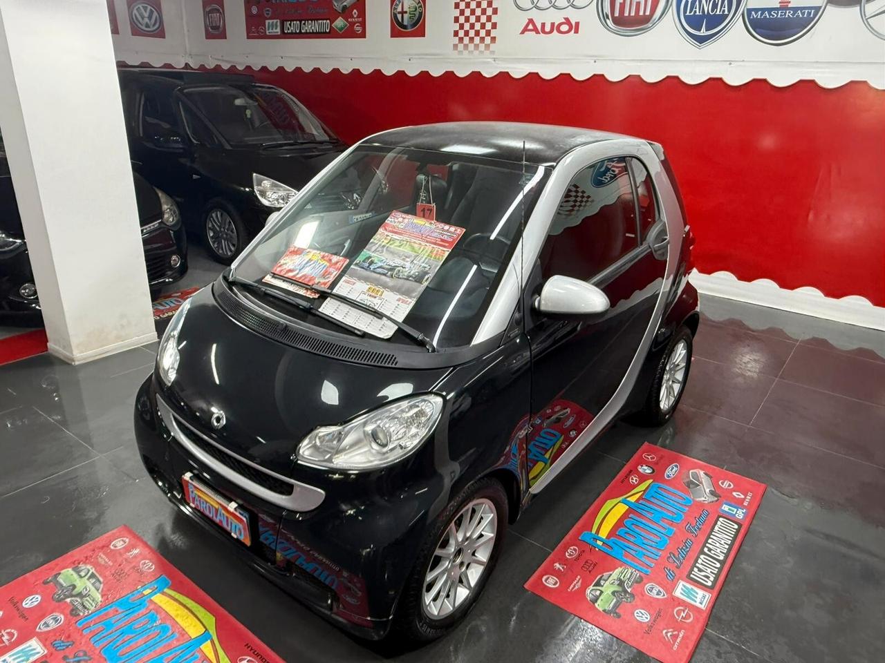 Smart ForTwo 1.0 71cv coupé - 2011