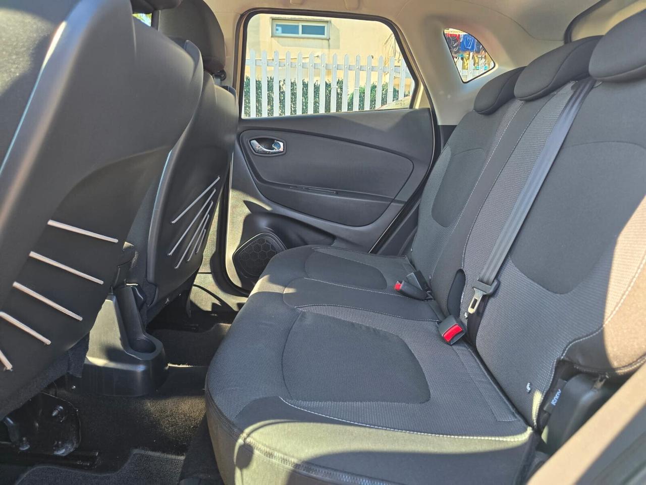 RENAULT CAPTUR 1.5DCI 90CV ENERGY R-LINK