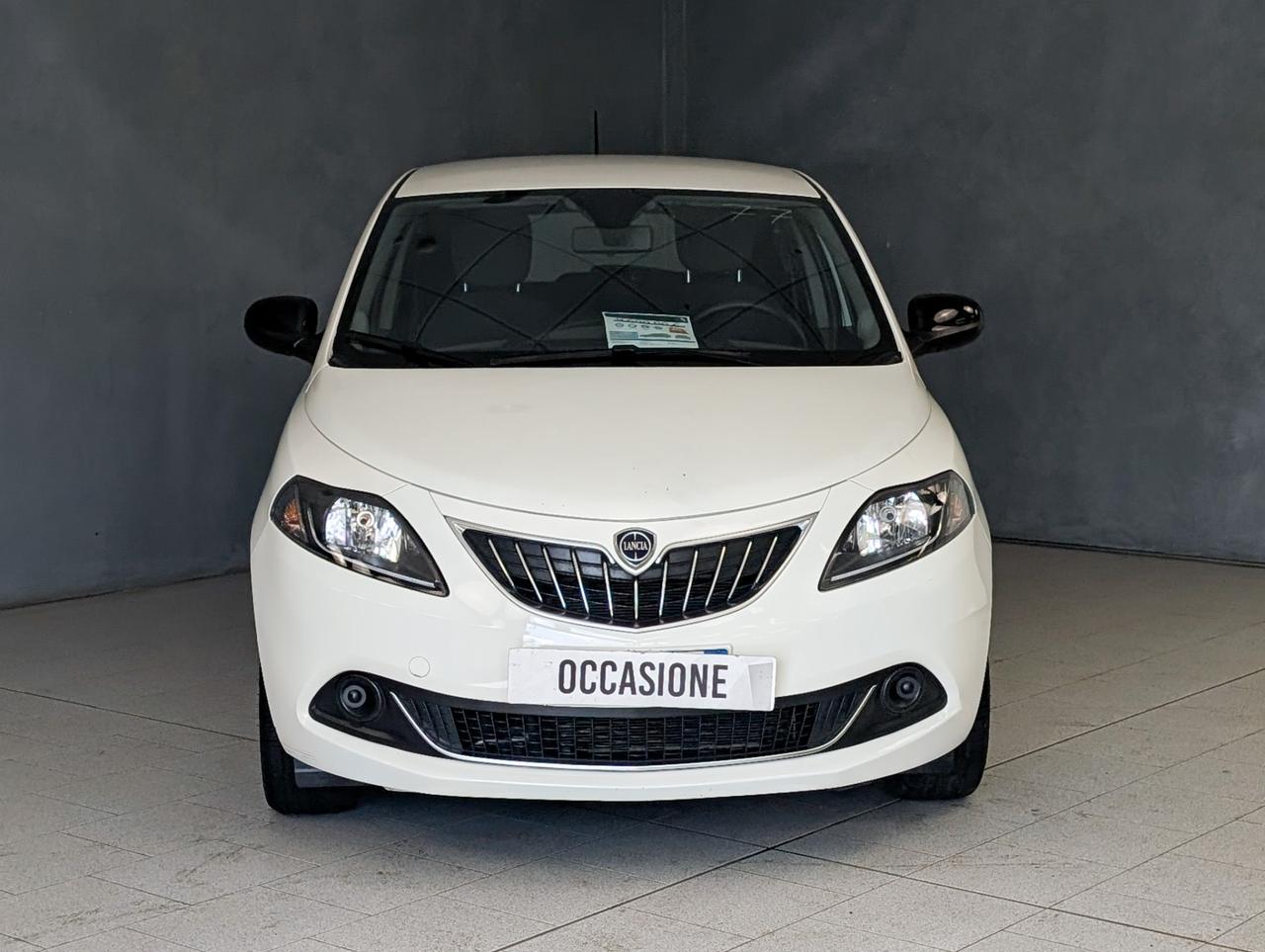 Lancia Ypsilon 1.0 Hybrid 70cv Silver