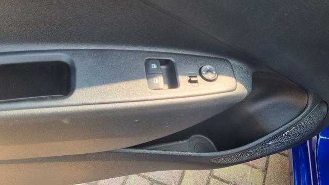 HYUNDAI i10 1.0 MPI Tech