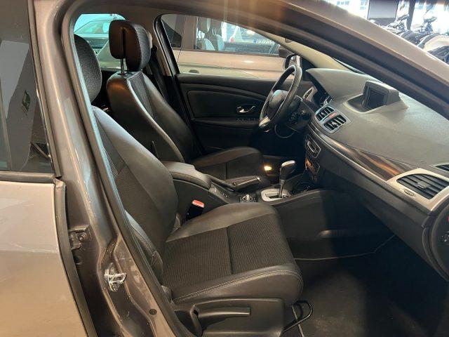 RENAULT D MÃ©gane RENAULT Mégane 2.0 Ci 150CV SporTour Proac