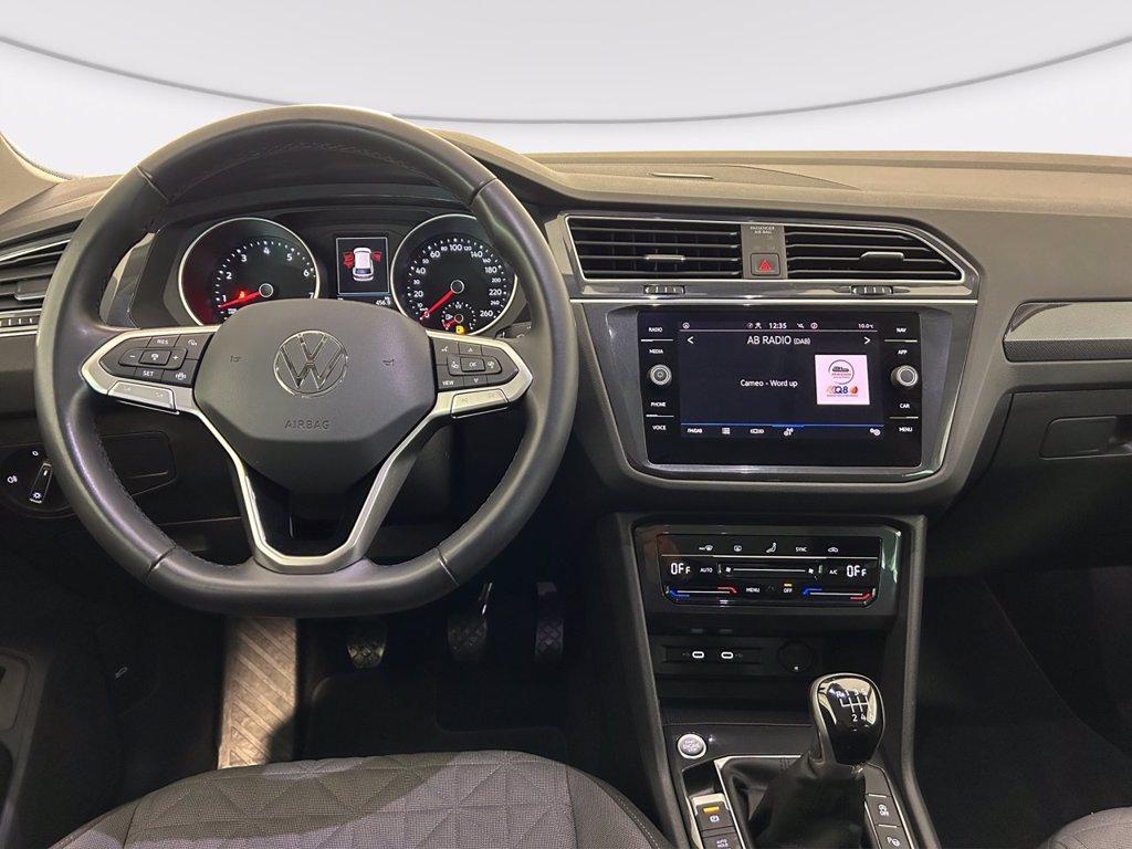 VOLKSWAGEN Tiguan 1.5 tsi life 130cv del 2024