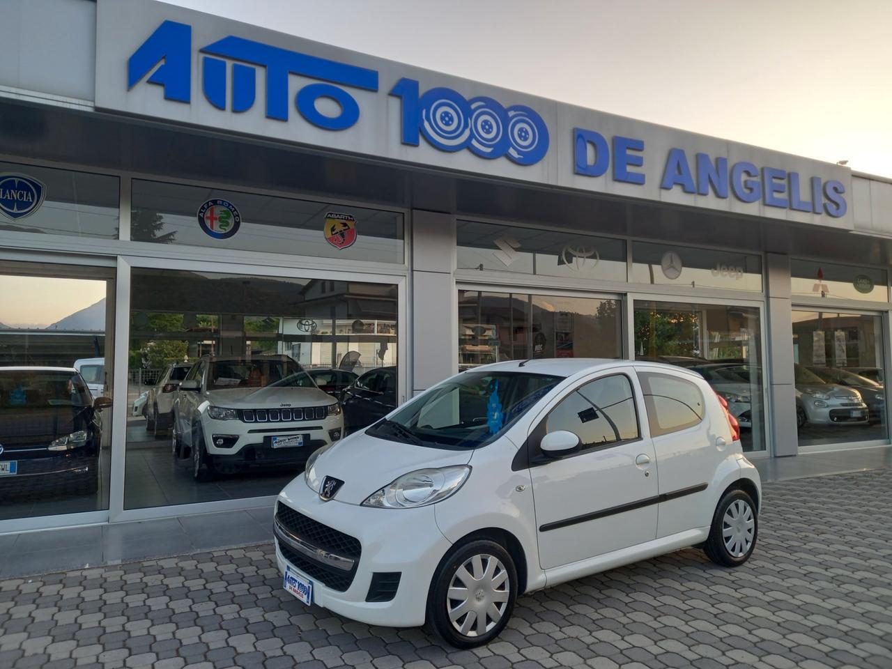 Peugeot 107 * RESTYLING* 1.0 5 PORTE 2Tronic CAMBIO AUTOMATICO