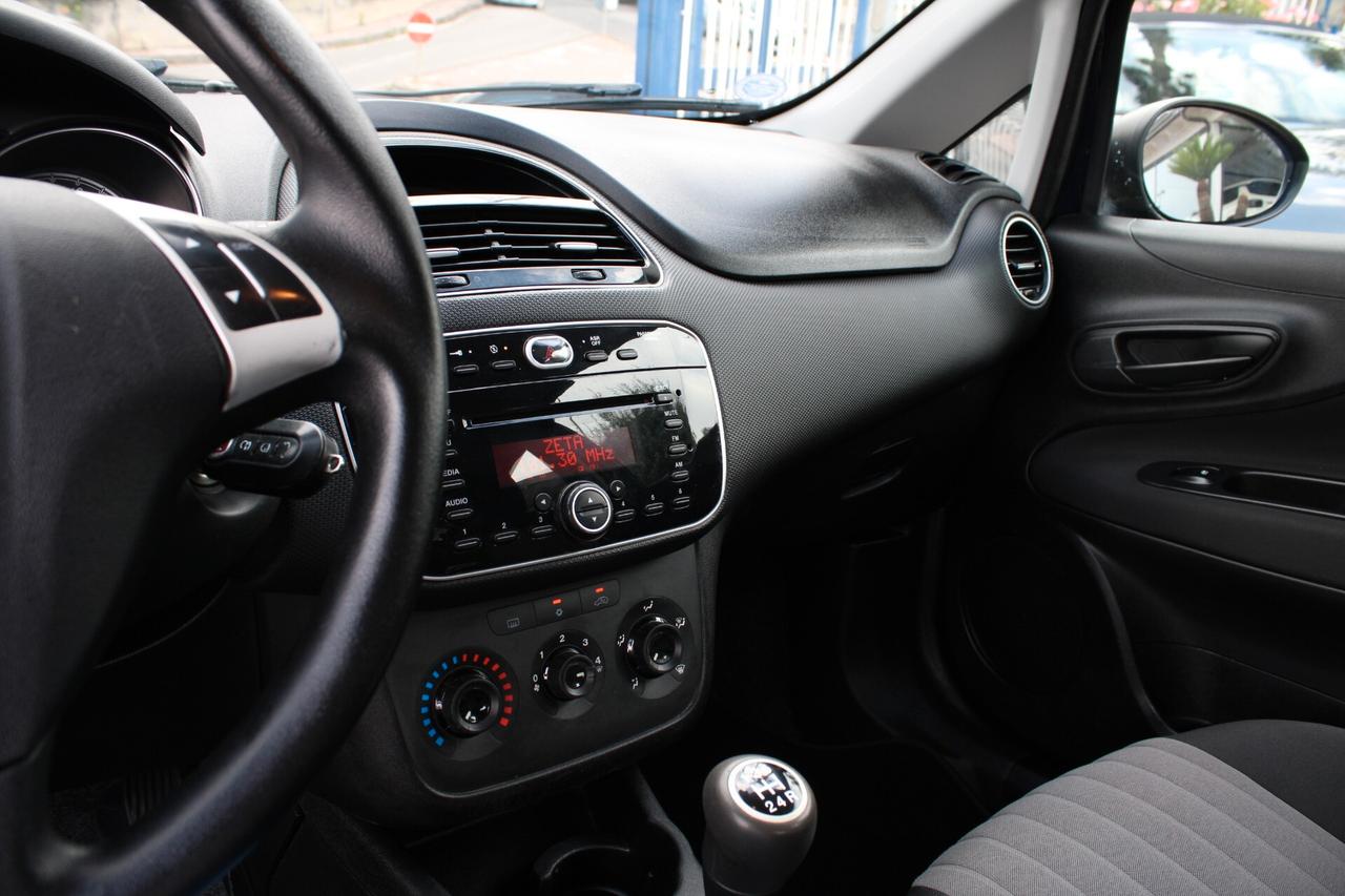 Fiat Punto 1.3 MJT II S&S 95 CV 5 porte Street