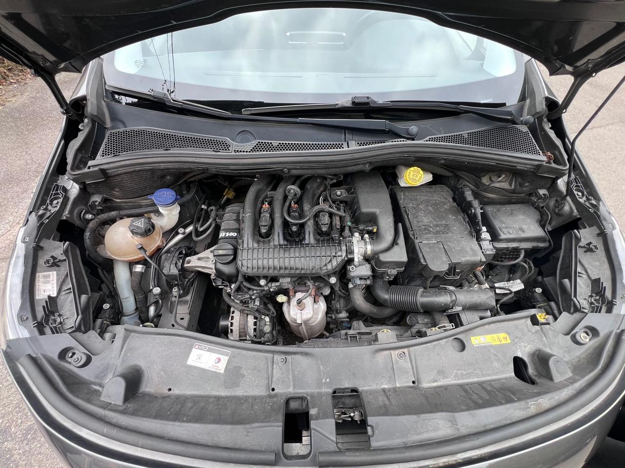 Peugeot 2008 1.2 PureTech 82 #9549