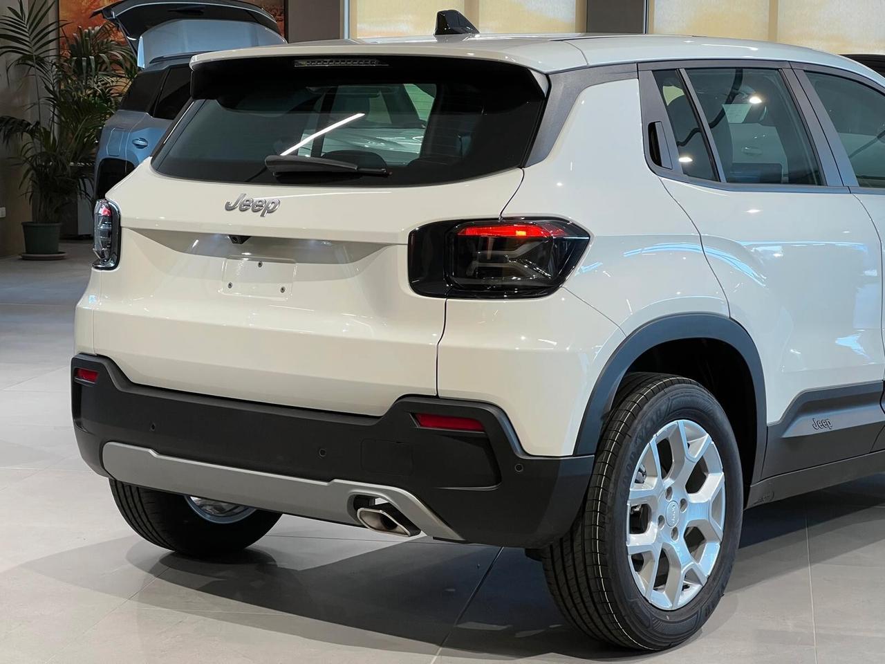 Jeep Avenger 1.2 Turbo 100 CV MHEV Tech & Sky