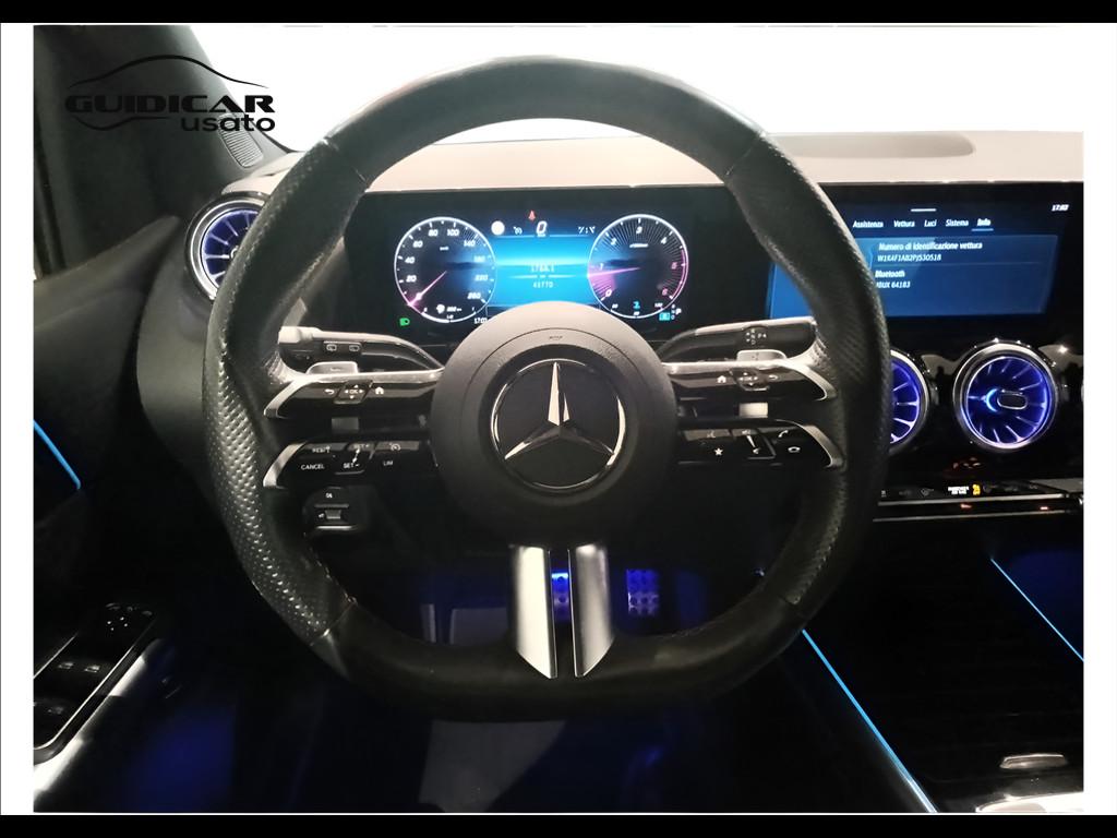 Mercedes-Benz Classe B - W247 2023 - B 180 d AMG Line Advanced Plus auto