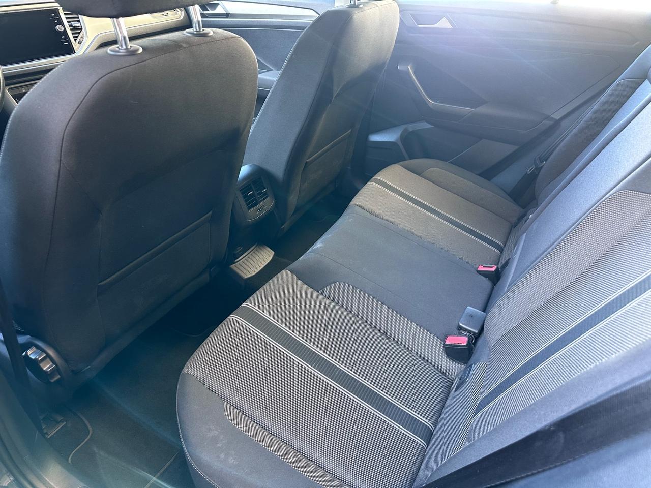 Volkswagen T-Roc 1.6 TDI SCR Advanced BlueMotion Technology