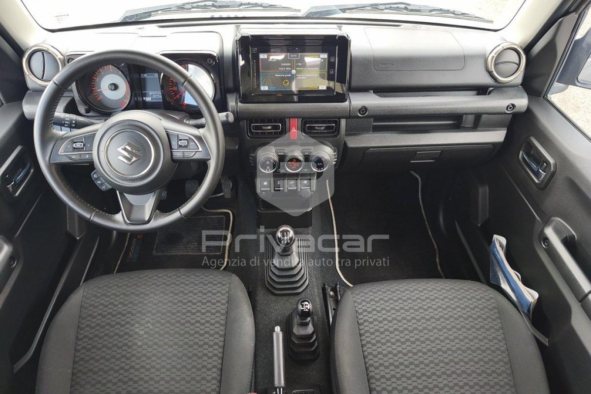 SUZUKI Jimny 1.5 5MT Top