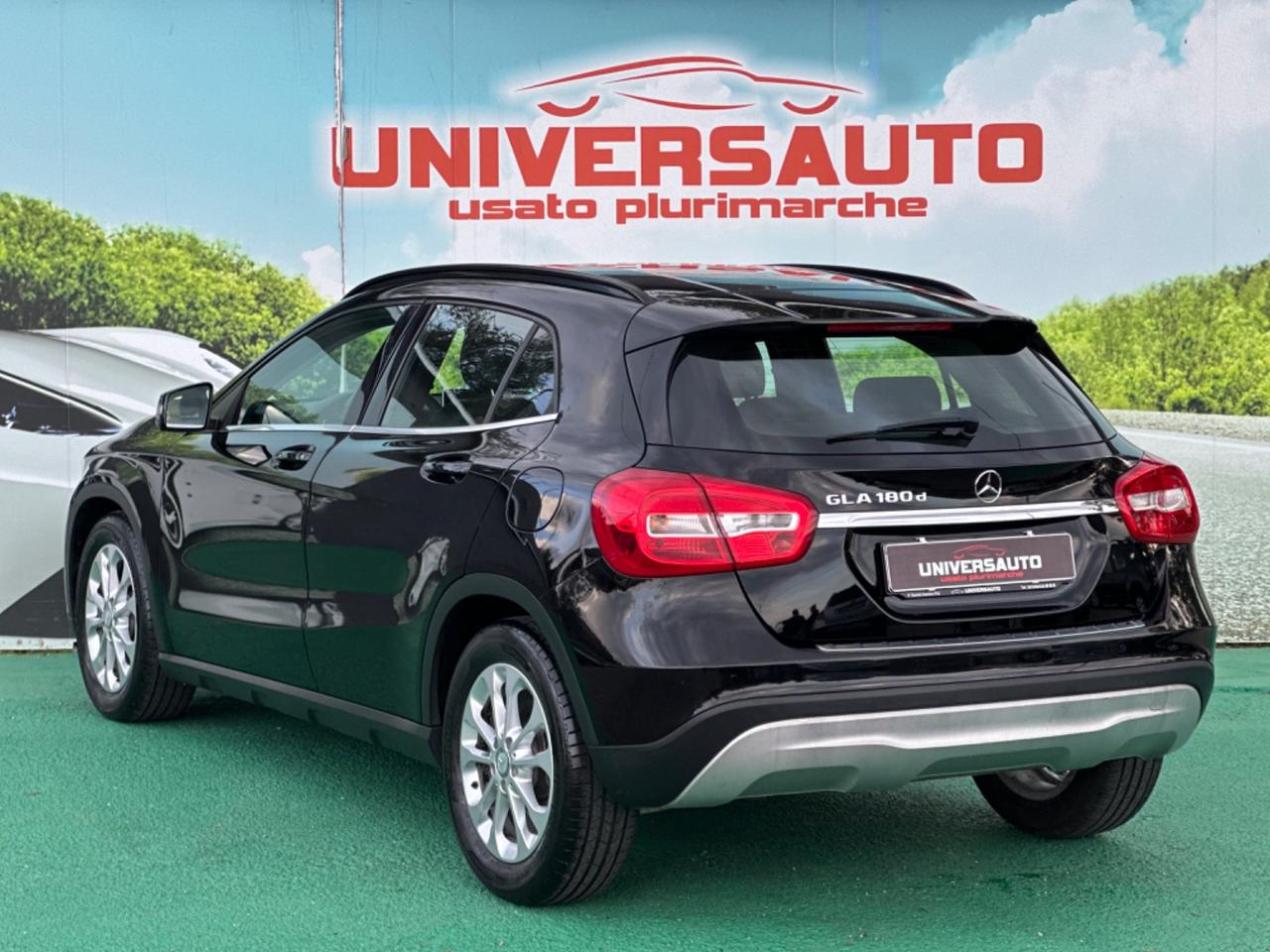 Mercedes-Benz GLA 180d 110cv Business 2017