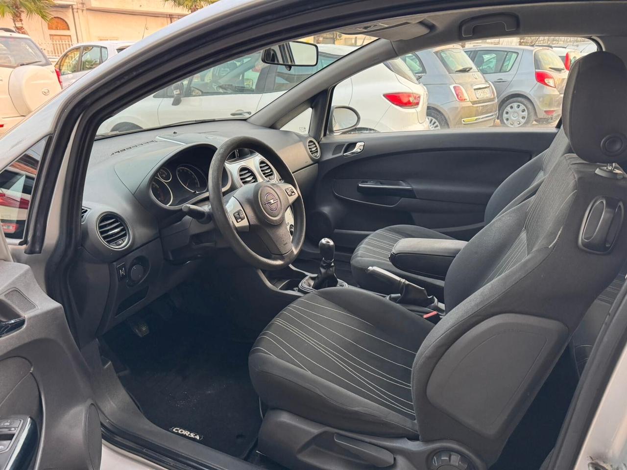 Opel Corsa 1.2 3 porte Enjoy GPL