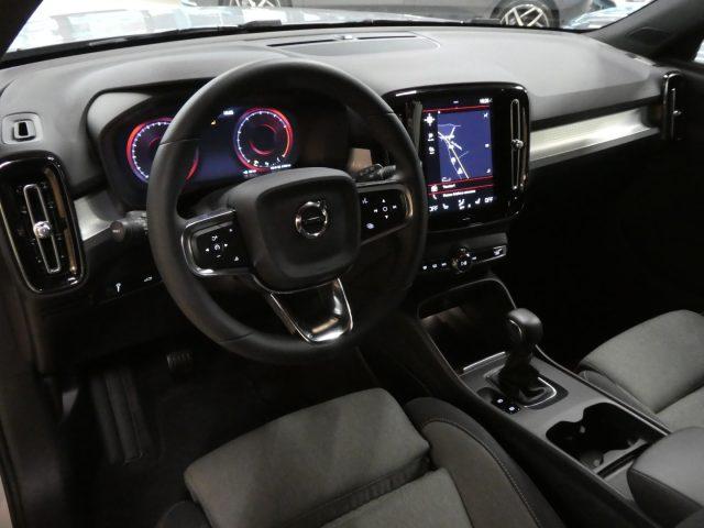 VOLVO XC40 1.5 T2 129Cv Momentum - LED, Navi, Cockpit, Traino