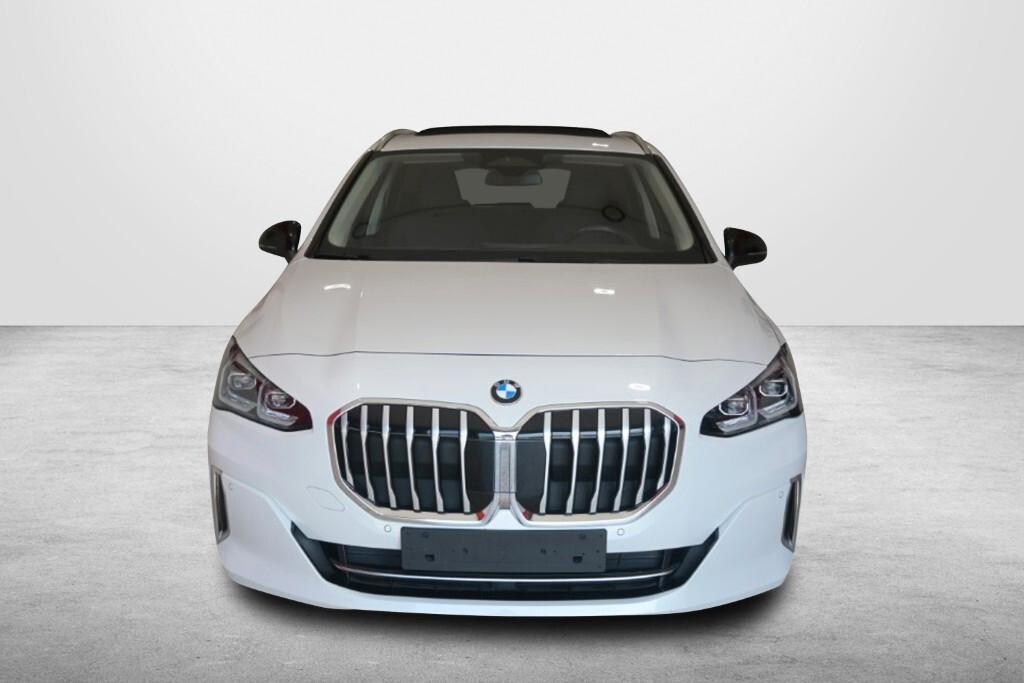 BMW 218D ACTIVE TOURER NEW 150CV STEPTRONIC BUSINESS DESIGN ( FARI LED ADATTIVI - BMW DIGITAL COCKPIT - AMBIENT LIGHTS - TETTO PANORAMICO APR. - PELLE - CRUISE - NAVI - MIRROR - PARK ASSISTANT - TELECAMERA POST. )