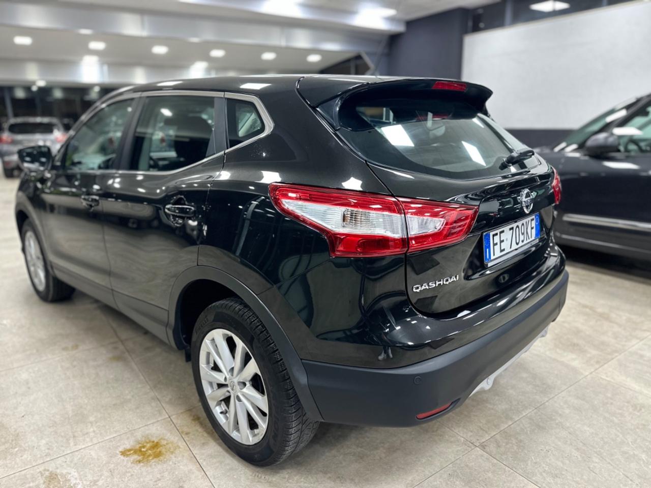 Nissan Qashqai 1.6 dCi 2WD Navi Camera Tekna 2016