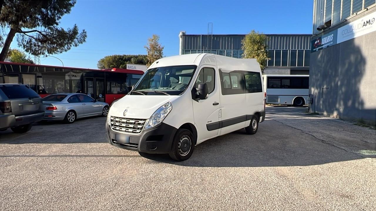 Minibus 9 posti Renault Master Trasporto Disabili