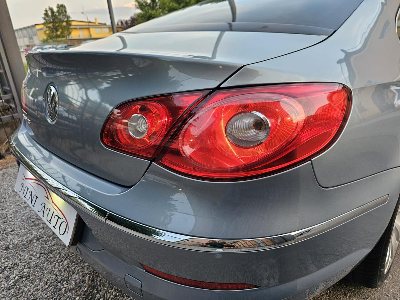 Volkswagen Passat CC 2.0 TDI 140cv DPF*Navi*Tetto*Pdc*