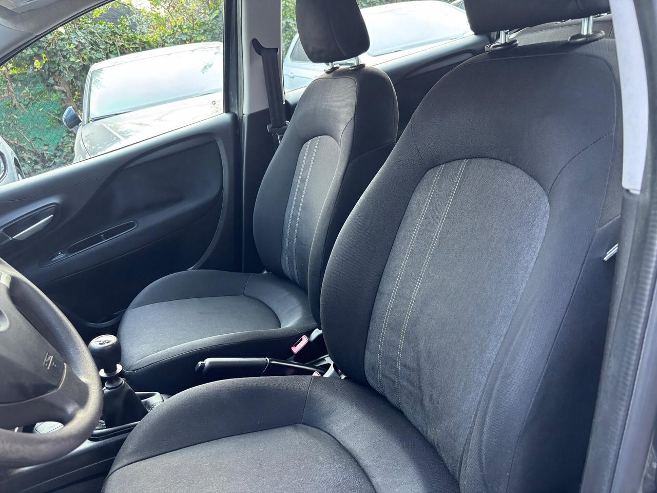 Fiat Punto 1.2 8V 5 porte Lounge OK Neopatentati