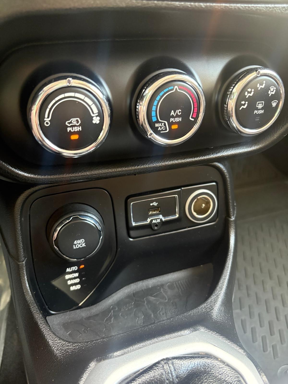 Jeep Renegade 2.0 Mjt 120 CV Night Eagle 4WD