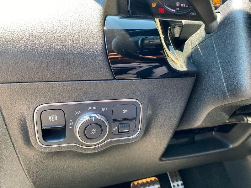 Mercedes-Benz GLA 200 d Premium auto