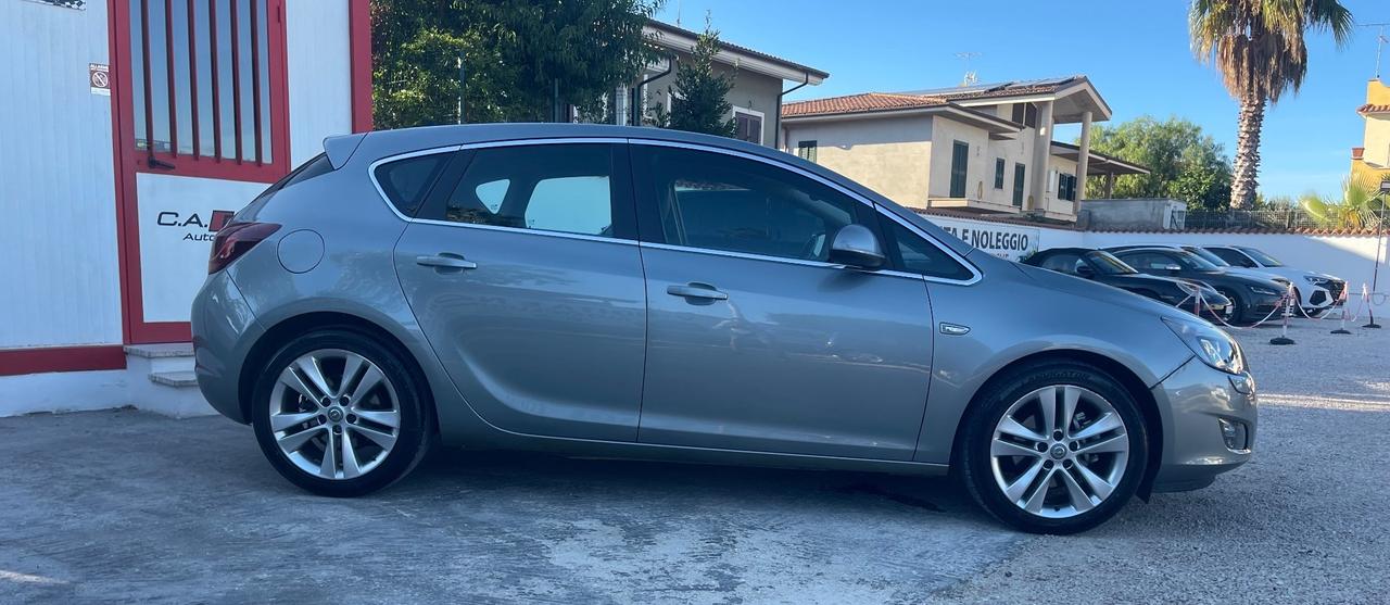 Opel Astra Cosmo 1.7 ECOTEC CDTI 110cv