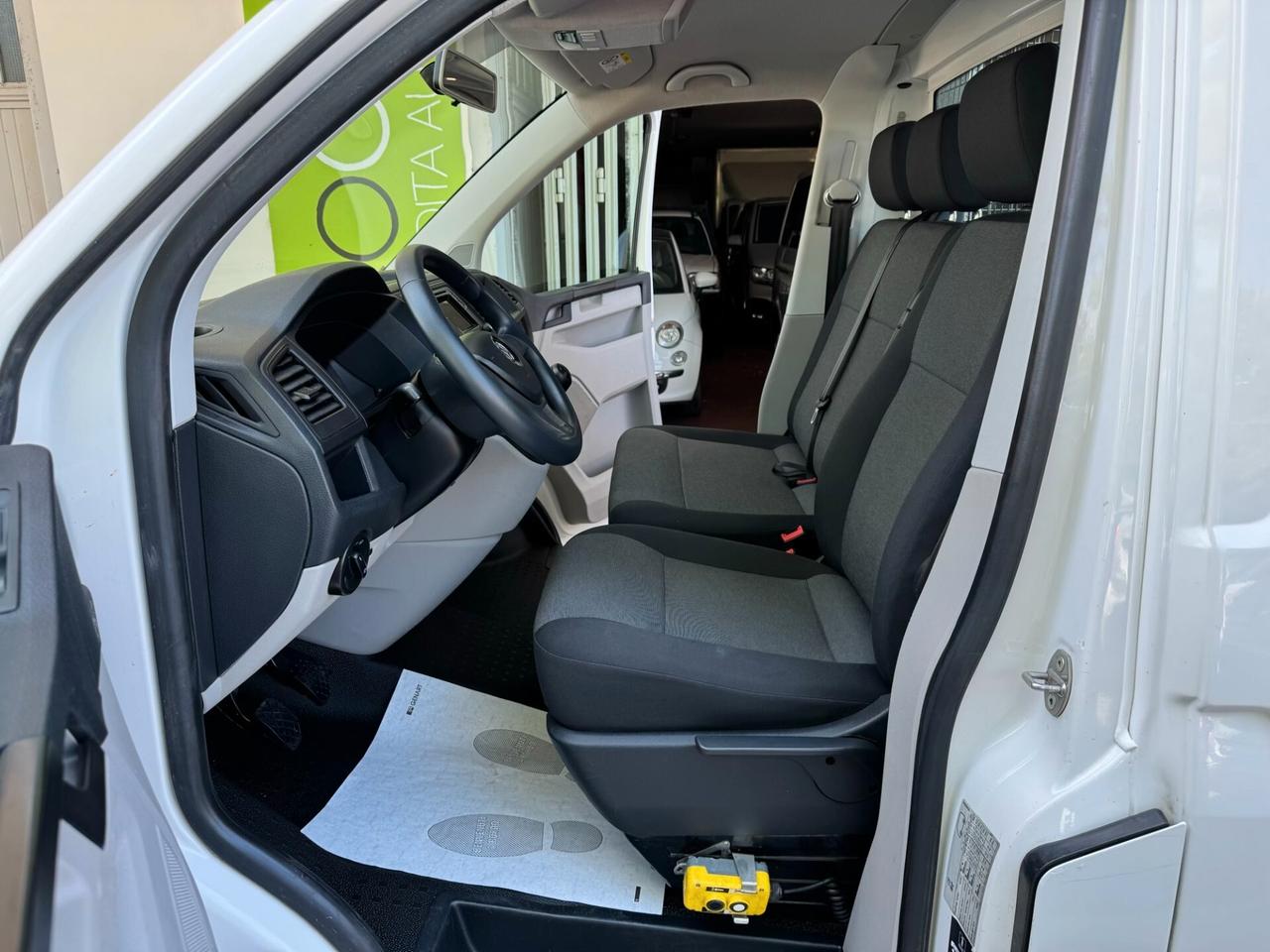 Volkswagen T6 CASSONE TRILATERALE GARANZIA 24 MESI