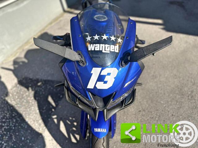 YAMAHA YZF R125 Monster Energy MotoGP Edition