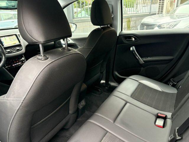 PEUGEOT 2008 BlueHDi 100 S&S Allure