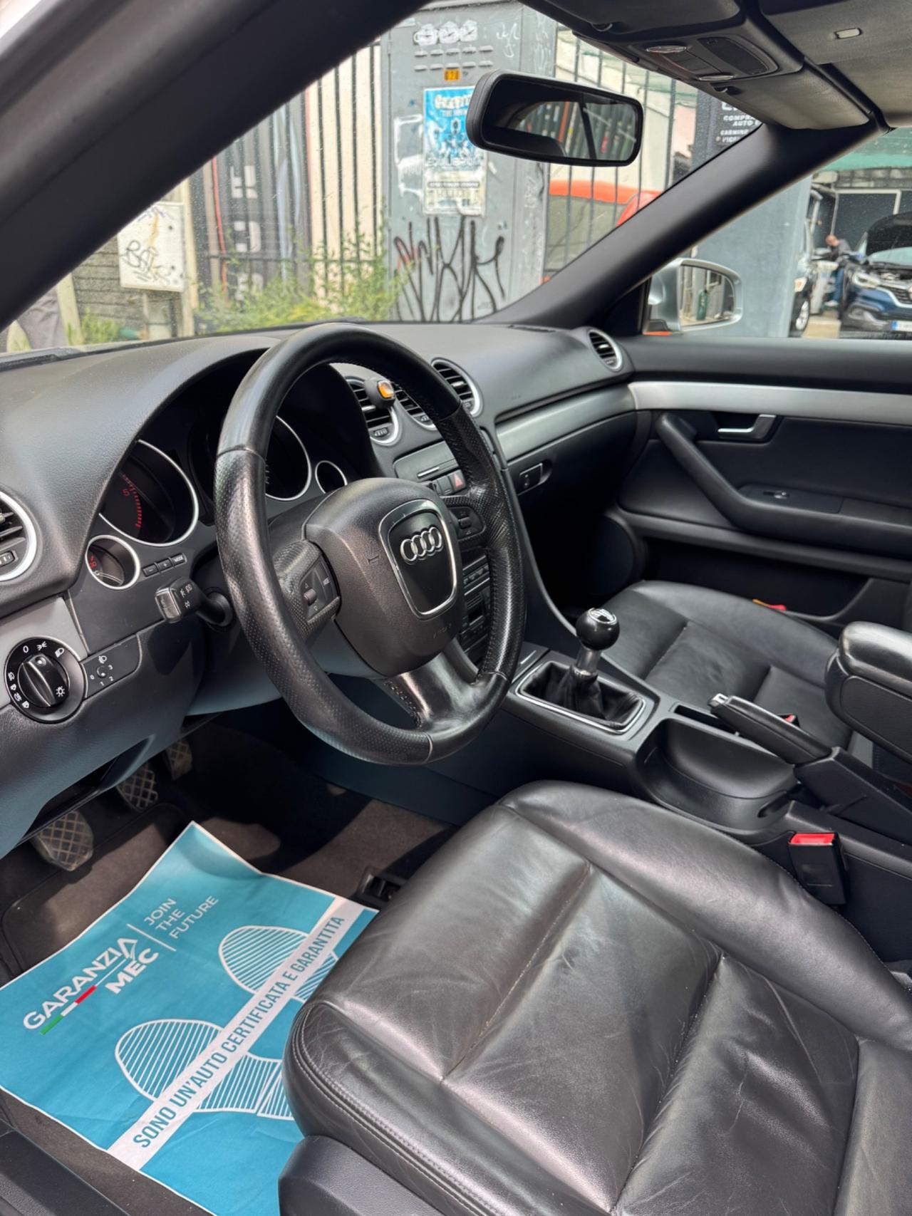Audi A4 Cabriolet 2.0 TDi 140 cv 4 posti