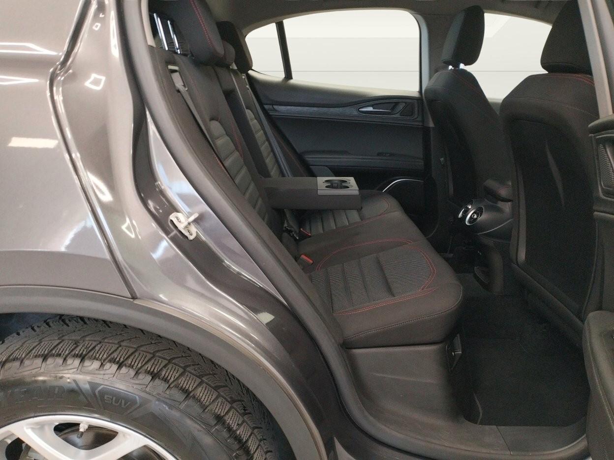 Alfa Romeo Stelvio 2.2 Turbodiesel 190 CV AT8 Q4 Business
