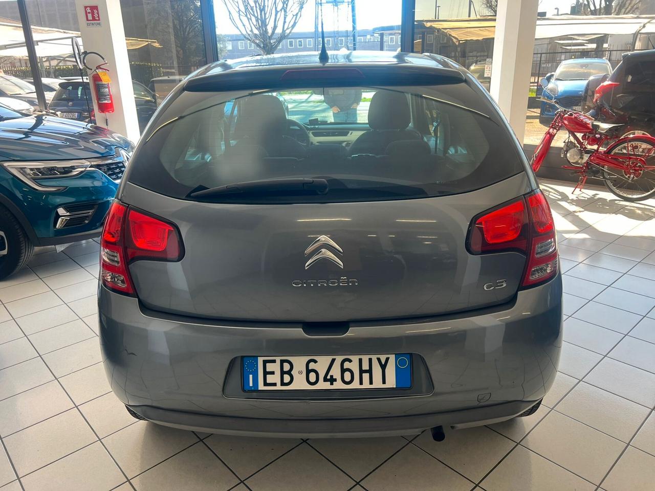 Citroen C3 II 1.1 Exclusive (exclusive style)