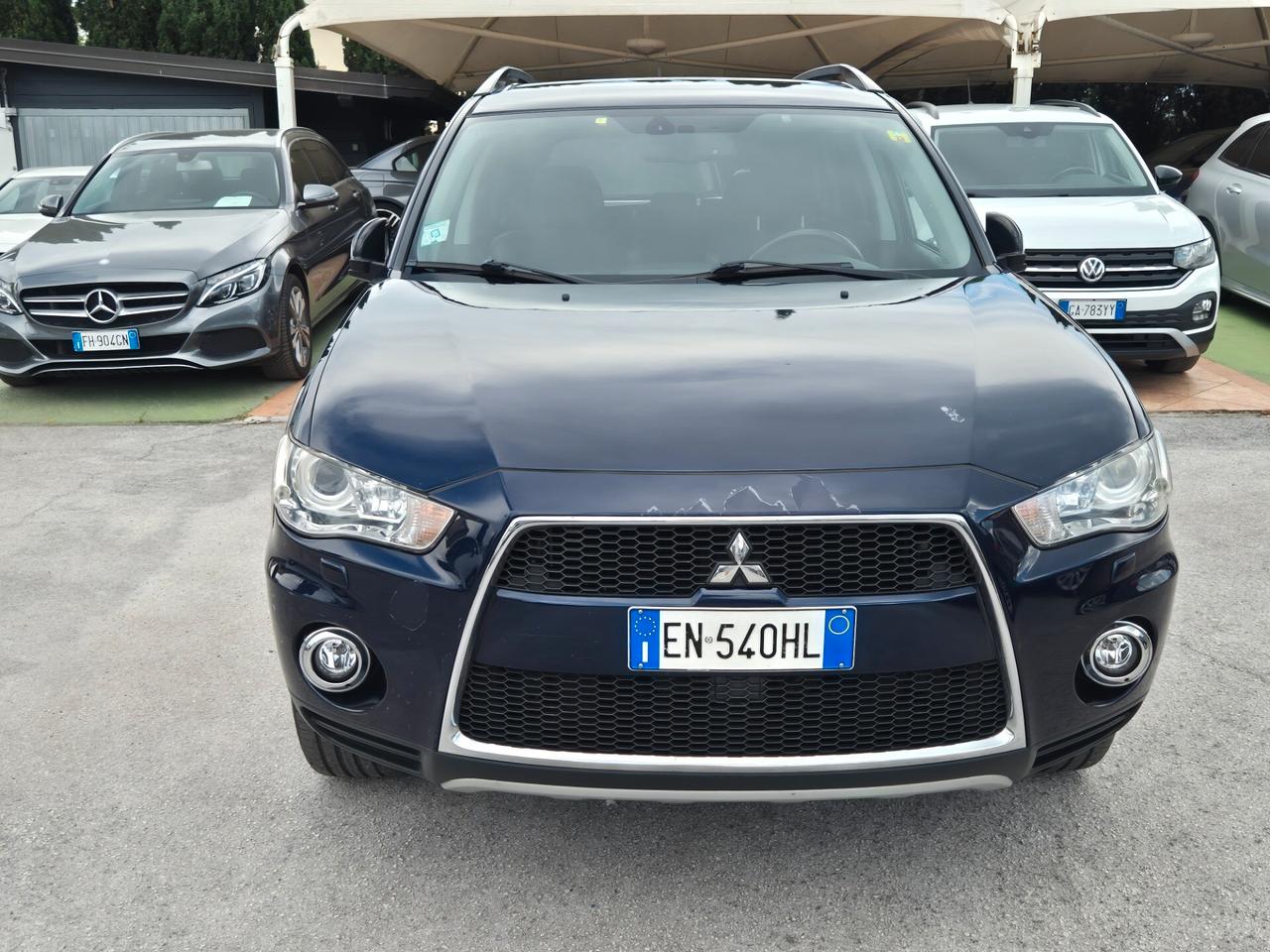 Mitsubishi Outlander 2.2 DI-D 4WD Intense