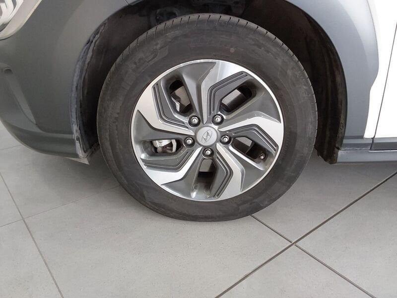 Hyundai Kona 1.6 gdi hev Xline 2wd 141cv dct