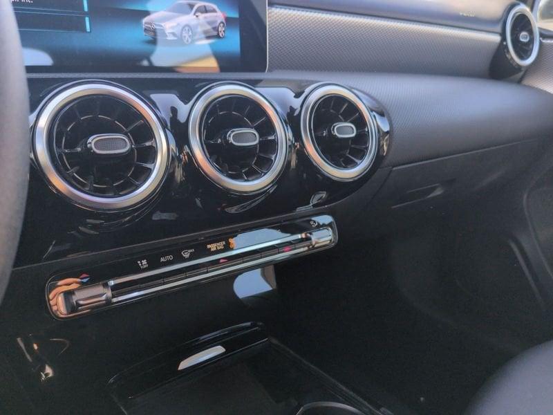Mercedes-Benz Classe A A 180 d Sport auto