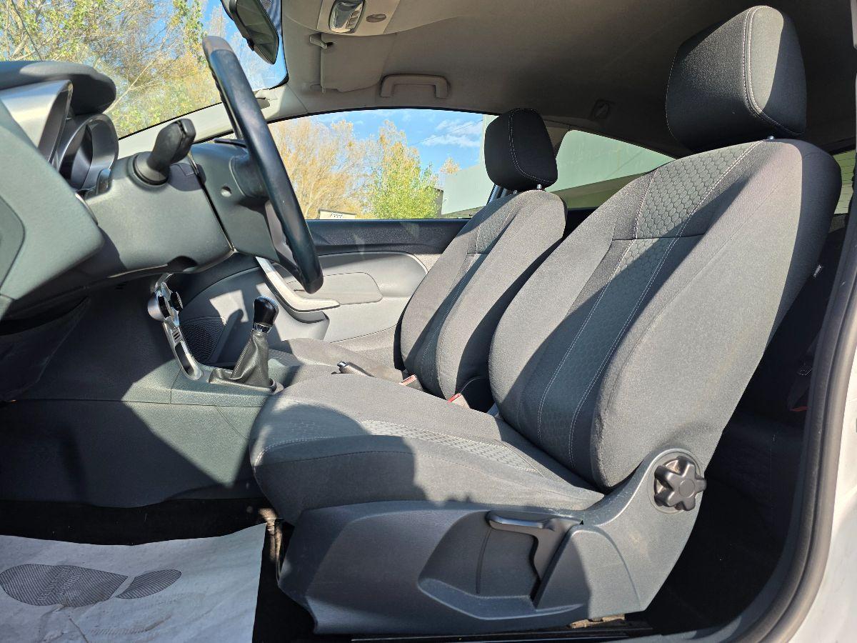 FORD FIESTA 1.4 DIESEL 2014 OK NEOPAT GARANZ 12 MESI