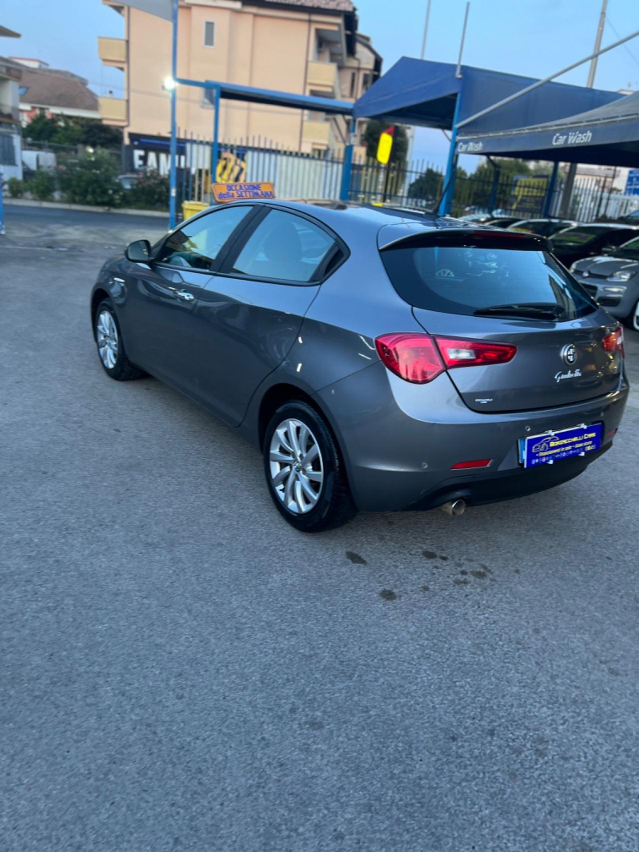 Alfa Romeo Giulietta 1.6 JTDm TCT 120 CV