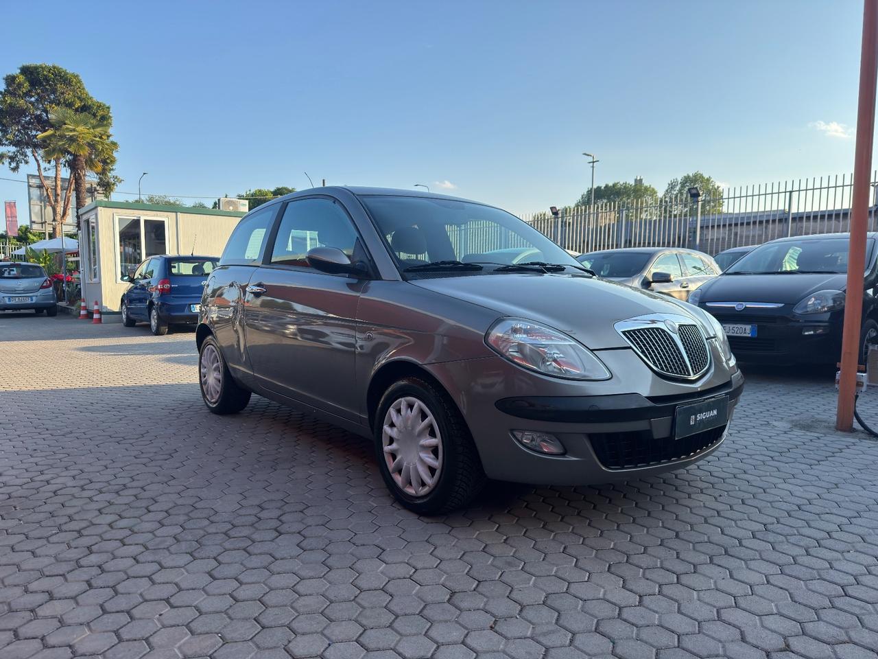 Lancia Ypsilon ADATTA A NEOPATENTATI 1.2 16V Argento