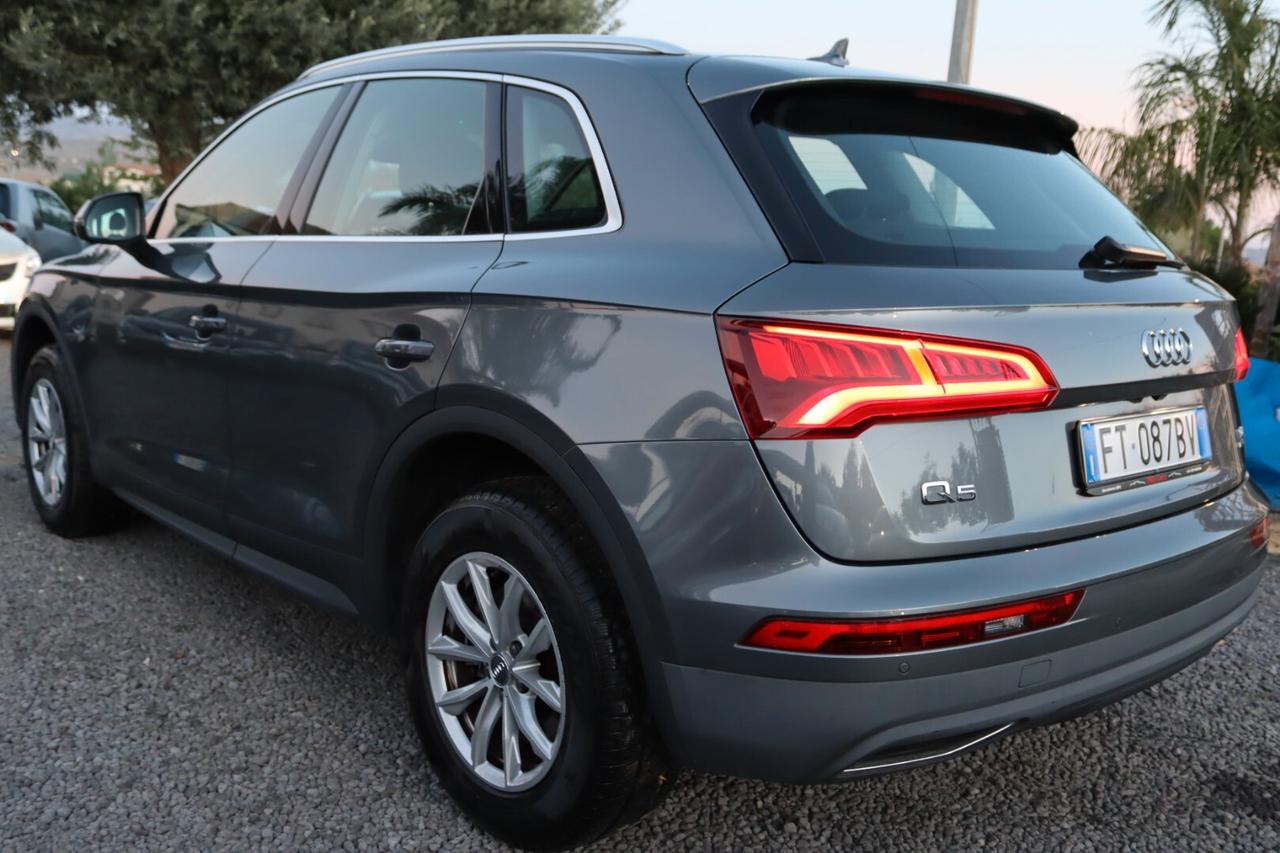 Audi Q5 2.0 TDI 190 CV quattro S tronic Business Design