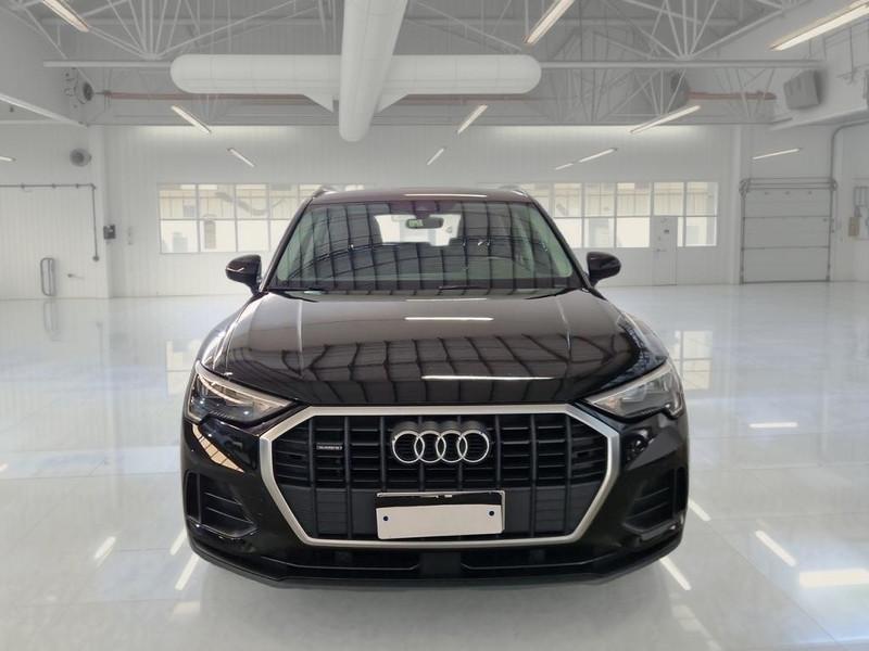 AUDI Q3 40 TDI quattro S tronic Business