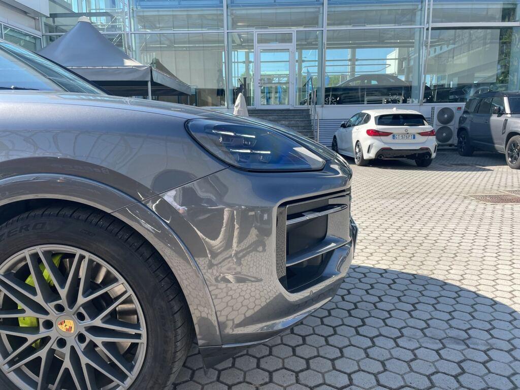 Porsche Cayenne Coupe 3.0 E-Hybrid S Tiptronic